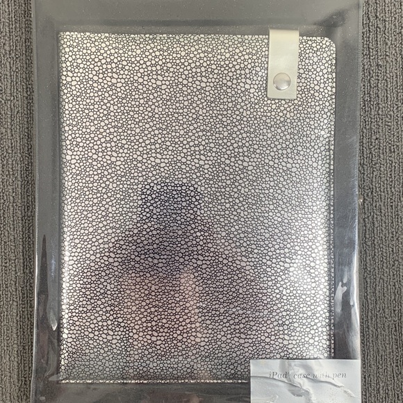 OfficeMax Ipad Case with Pen Set Silver Black Pebble Snap Closure 10" X 8" New - Picture 5 of 10